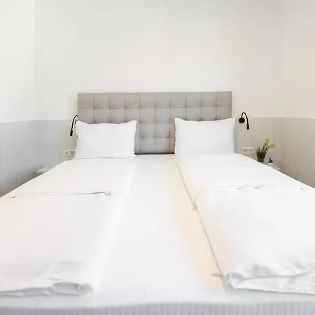 Staystay Guesthouse I 24 Hours Check-In-3